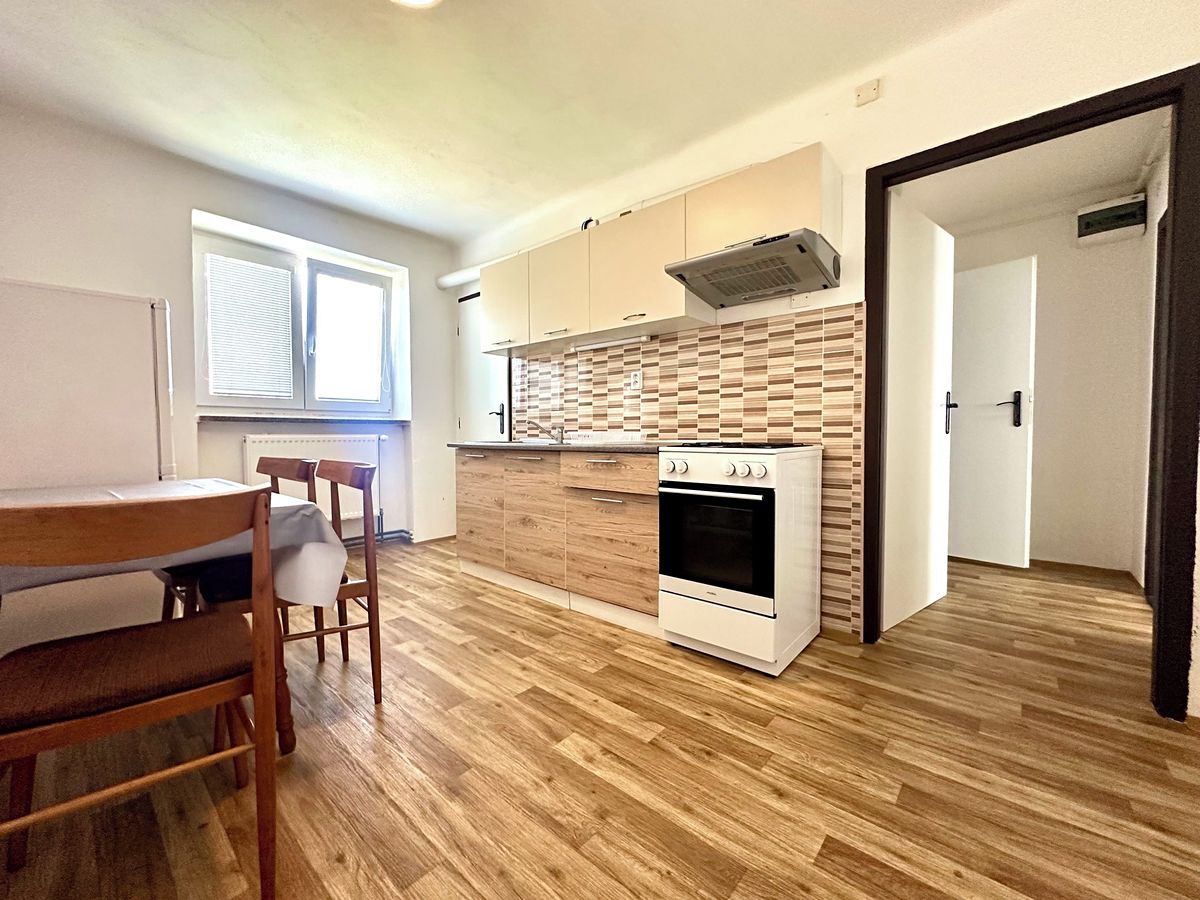 Pronájem bytu 2+1 57 m²